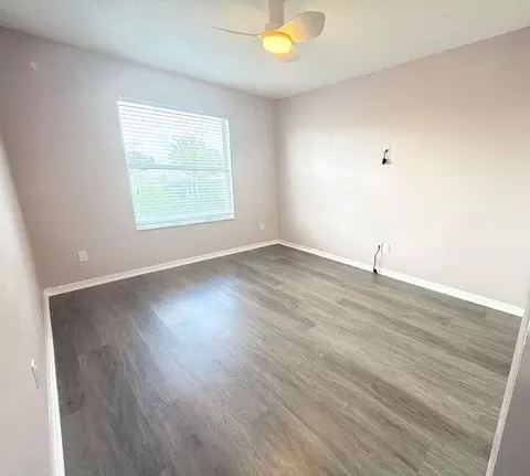 Bedroom - 10735 Eveningwood Ct, Trinity, FL 34655 photo 1 of 5