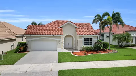 694 SW Lake Charles Cir, Port Saint Lucie, FL 34986