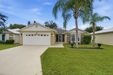 6644 Picante Cir, Fort Pierce, FL 34951