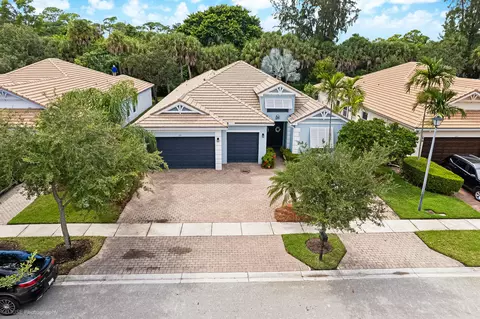 127 Palm Beach Plantation Blvd, West Palm Beach, FL 33411