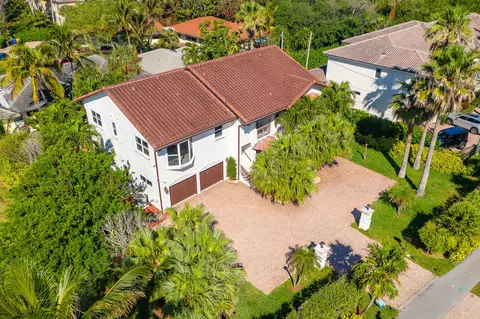 4108 S Ocean Blvd, Highland Beach, FL 33487