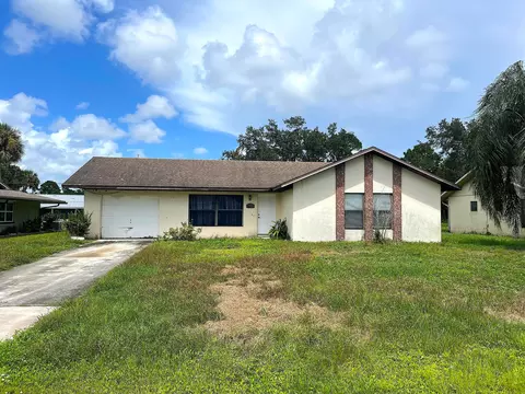 7204 Georges Rd, Fort Pierce, FL 34951