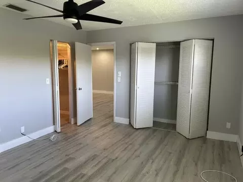 153 Lake Anne Dr, West Palm Beach, FL 33411