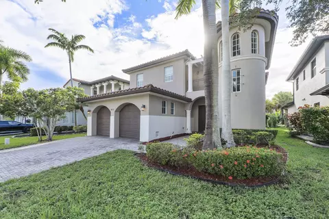 8031 NW 125th Ter, Parkland, FL 33076