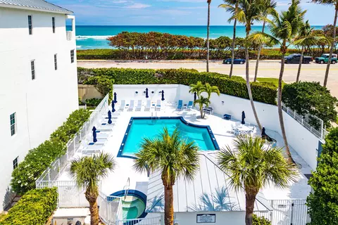 Exterior - 130 Jupiter Key Rd, Jupiter, FL 33477 photo 14 of 14