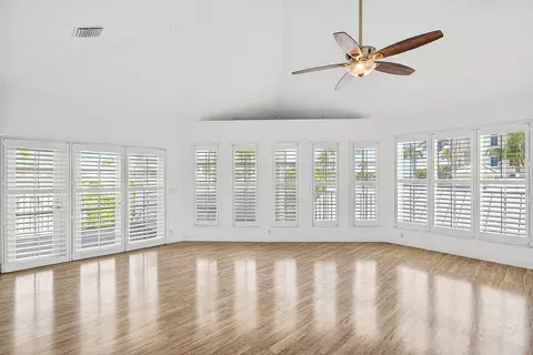 Living - 130 Jupiter Key Rd, Jupiter, FL 33477 photo 15 of 16