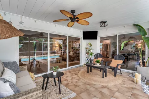 Exterior - 317 Daly Rd, Tequesta, FL 33469 photo 2 of 12