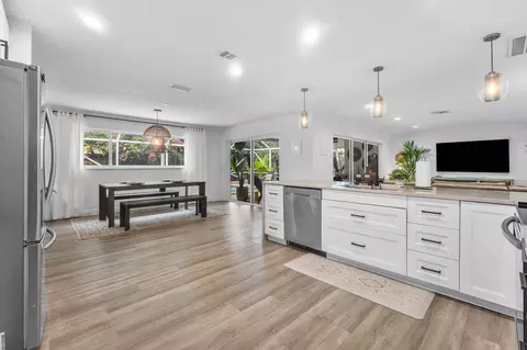Kitchen - 317 Daly Rd, Tequesta, FL 33469 photo 3 of 4