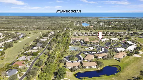 6981 SE Constitution Blvd #204, Hobe Sound, FL 33455