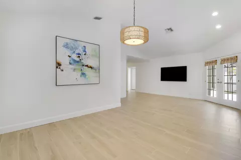 Living - 6208 Michael St, Jupiter, FL 33458 photo 7 of 7