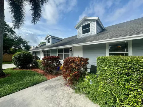 9258 Green Meadows Way, Palm Beach Gardens, FL 33418