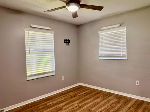 Bedroom - 3307 SW 17th St, Okeechobee, FL 34974 photo 2 of 3
