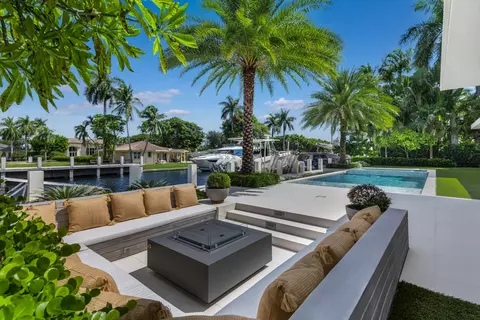 2423 Castilla Isle, Fort Lauderdale, FL 33301