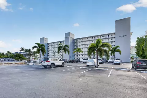 1536 SE 15th Ct #210, Deerfield Beach, FL 33441