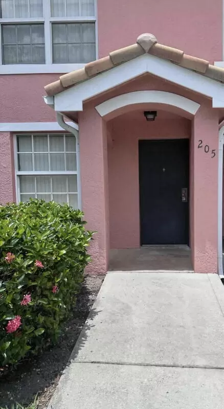 162 SW Peacock Blvd #205, Port Saint Lucie, FL 34986