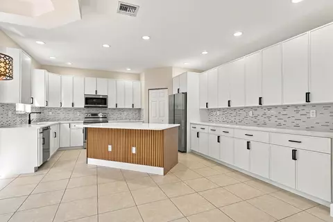 2956 Shaughnessy Dr, Wellington, FL 33414