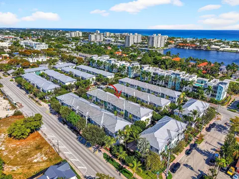 361 W Mallory Cir, Delray Beach, FL 33483