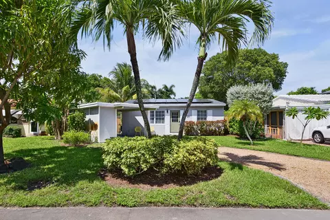 201 NE 16th Ct, Fort Lauderdale, FL 33305