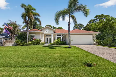 1925 SW Oakwood Rd, Port Saint Lucie, FL 34953