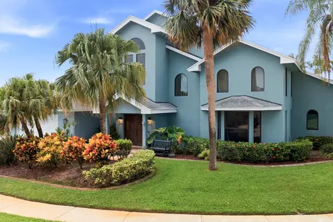 12871 La Rochelle Cir, Palm Beach Gardens, FL 33410