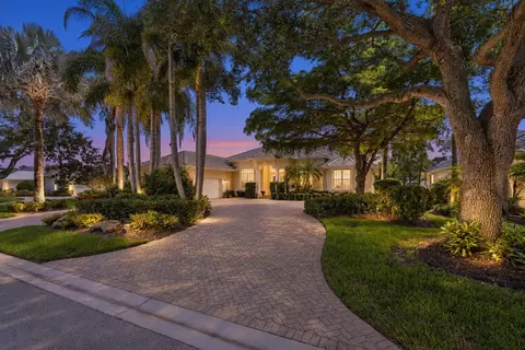 1682 SW Foxpoint Trl, Palm City, FL 34990