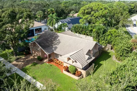 View/Area - 101 Timber Ln, Jupiter, FL 33458 photo 4 of 9