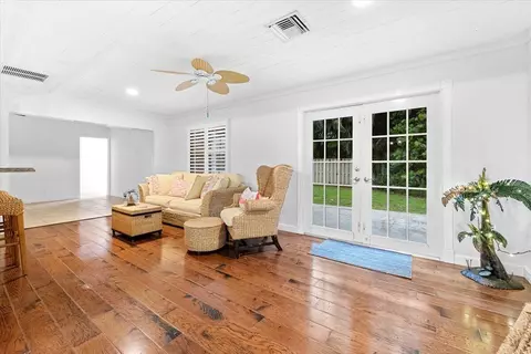Living - 101 Timber Ln, Jupiter, FL 33458 photo 3 of 5
