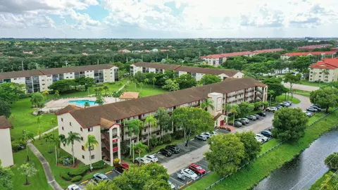 12750 SW 15th St, Pembroke Pines, FL 33027