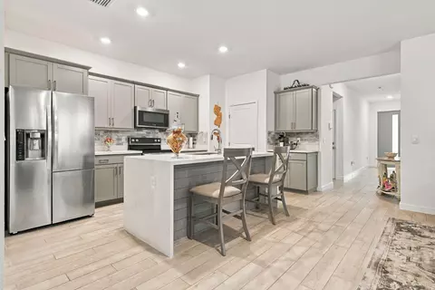 Kitchen - 18476 Glenstone St, Jupiter, FL 33458 photo 4 of 4