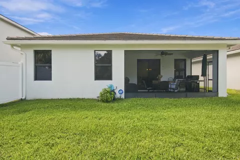Exterior - 18476 Glenstone St, Jupiter, FL 33458 photo 2 of 7