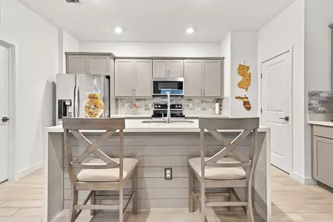 Kitchen - 18476 Glenstone St, Jupiter, FL 33458 photo 2 of 4