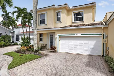 7701 Cardinal Ct, West Palm Beach, FL 33412