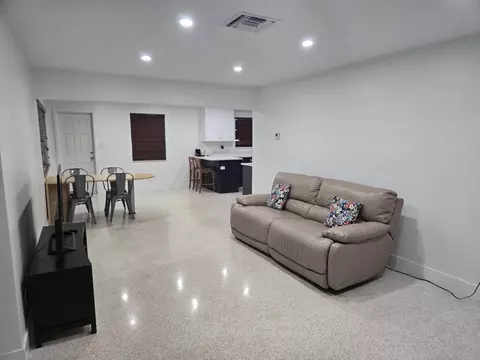1140 SW 32nd St, Fort Lauderdale, FL 33315