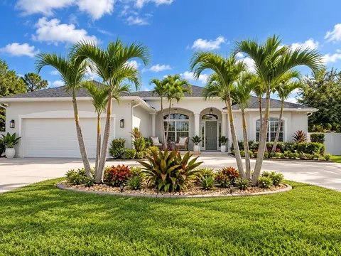 5135 NW Aljo Cir, Port Saint Lucie, FL 34986
