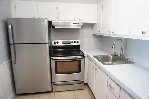 89 Cambridge D, West Palm Beach, FL 33417