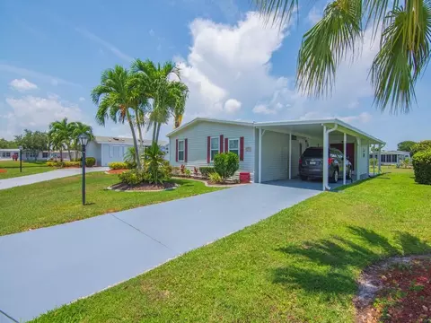 8471 Schefflera Ct, Port Saint Lucie, FL 34952