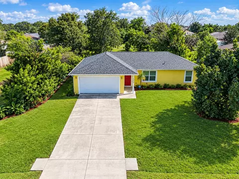 120 SW Brandon Ave, Port Saint Lucie, FL 34953