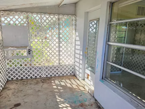 Exterior - 4651 SE Chatham Ave, Stuart, FL 34997 photo 7 of 7