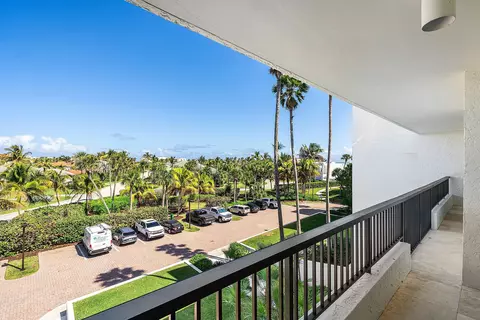 Exterior - 2820 SE Dune Dr #2306, Stuart, FL 34996 photo 4 of 5