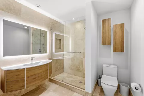 Bath - 2820 SE Dune Dr #2306, Stuart, FL 34996 photo 6 of 6