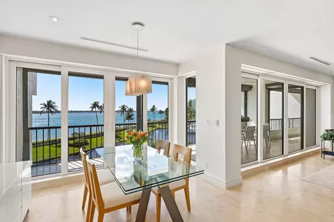 Dining - 2820 SE Dune Dr #2306, Stuart, FL 34996 photo 1 of 6