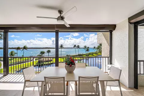 Exterior - 2820 SE Dune Dr #2306, Stuart, FL 34996 photo 2 of 5