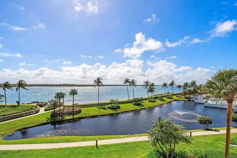View/Area - 2820 SE Dune Dr #2306, Stuart, FL 34996 photo 4 of 11