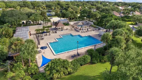 Exterior - 352 River Edge Rd, Jupiter, FL 33477 photo 14 of 14