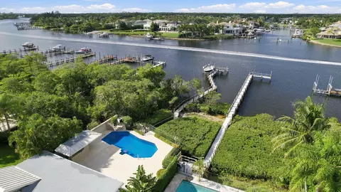 View/Area - 352 River Edge Rd, Jupiter, FL 33477 photo 5 of 22
