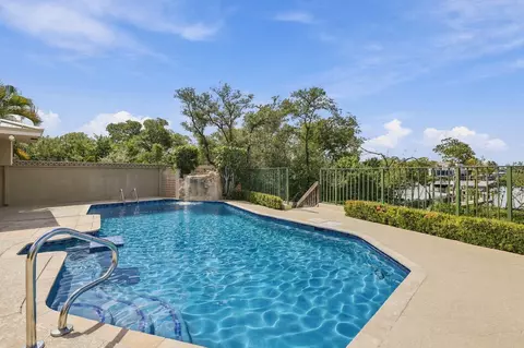 Exterior - 352 River Edge Rd, Jupiter, FL 33477 photo 9 of 14