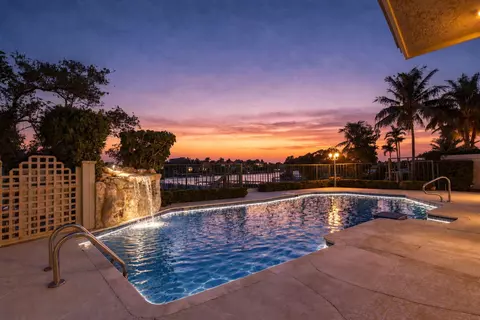 Exterior - 352 River Edge Rd, Jupiter, FL 33477 photo 1 of 14