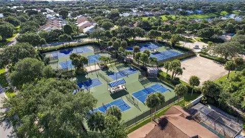 View/Area - 352 River Edge Rd, Jupiter, FL 33477 photo 13 of 22