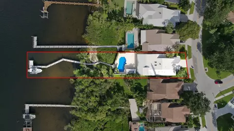 View/Area - 352 River Edge Rd, Jupiter, FL 33477 photo 1 of 22