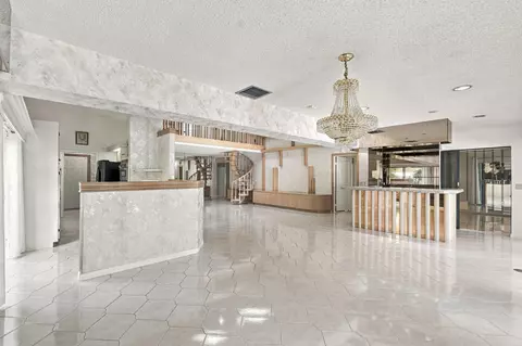 Living - 352 River Edge Rd, Jupiter, FL 33477 photo 3 of 6